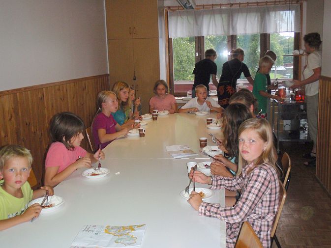 Ja taas syotiin....jpg